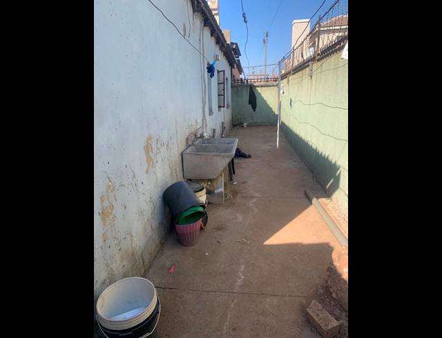 6 BEDROOM HOUSE FOR SALE IN SEDIBENG